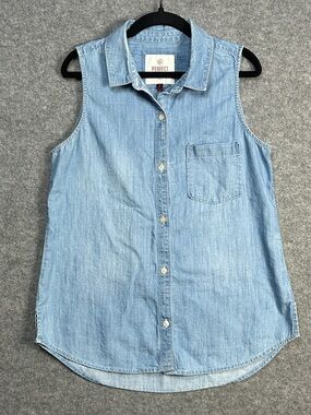 Sonoma Women's Light Blue Sleeveless Denim Chambray Button-Front Collar Shirt